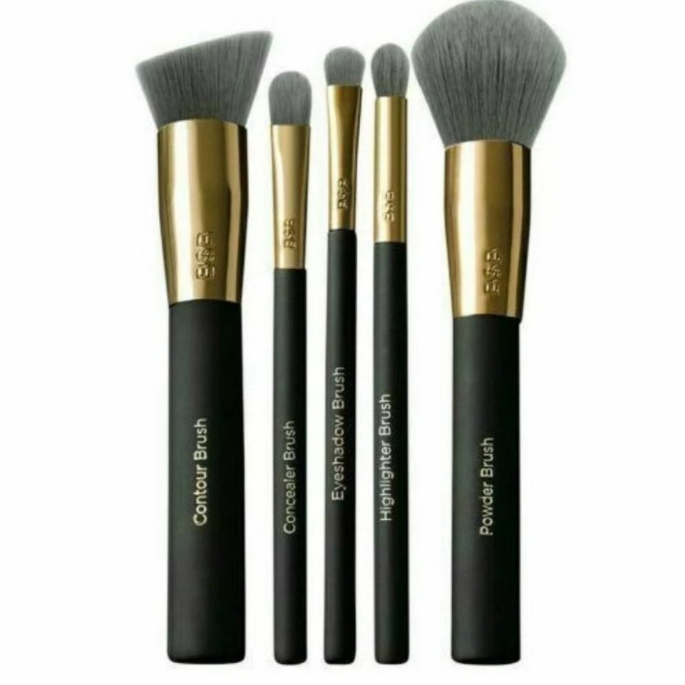 Billion Dollar Beauty  Charcoal 5 Piece Brush Set (New)